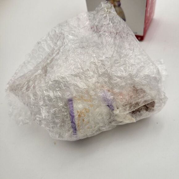 Hallmark 2016 Heavenly Belles Series #4 Porcelain Angel Bell Ornament‎ - Picture 12 of 12